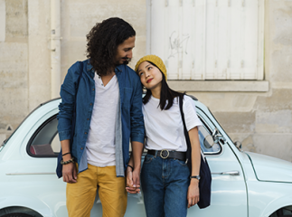 couple en voiture